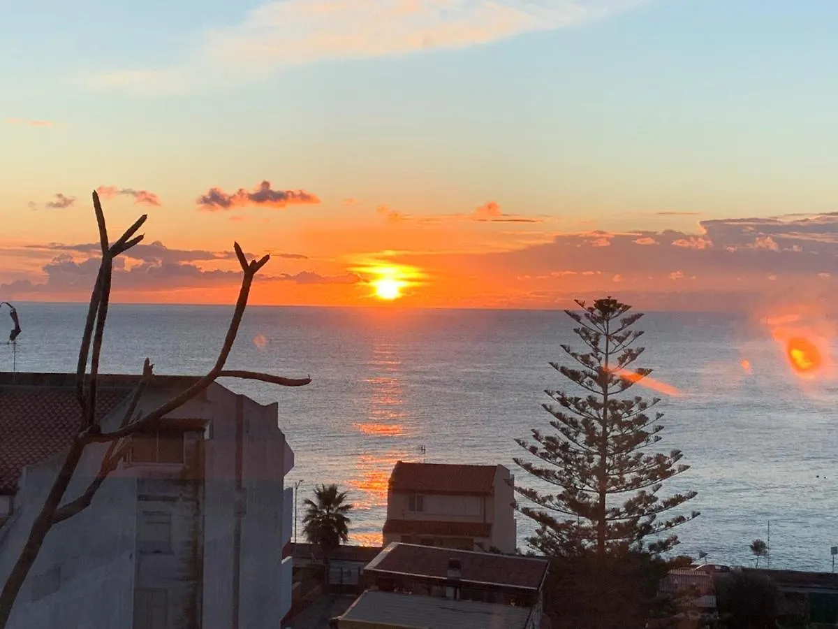 Appartamento Andi Casa - Sicilia - Vista Mare Santa Teresa Di Riva Italia